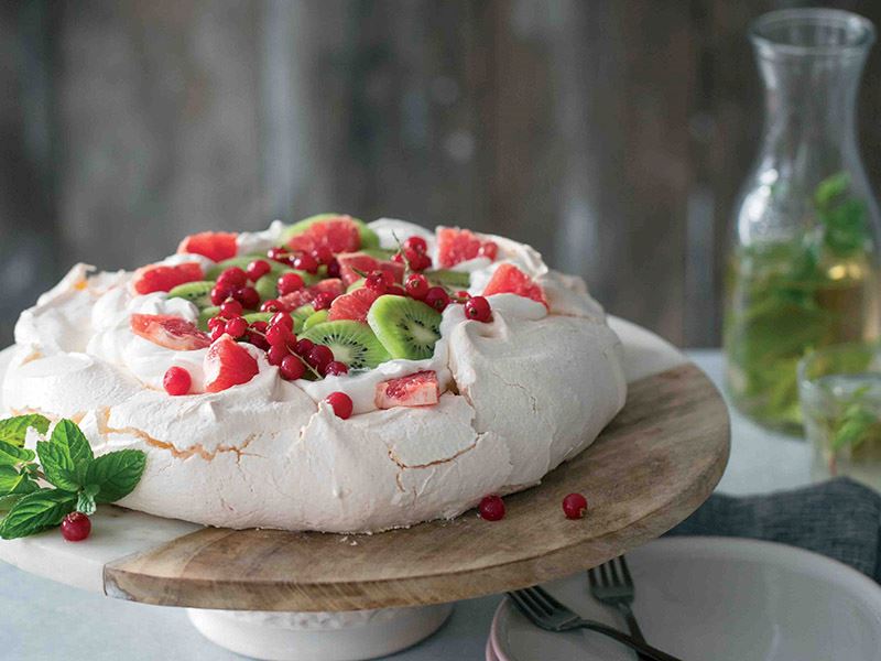 Adını Balerinden Alan Hafif Tatlı: Pavlova Tarifi 7